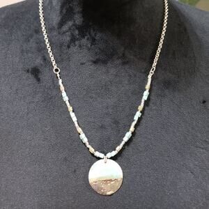 Womens Fashions Multicolor Round Shiny Shell Pendant Necklace with Lobster Clasp